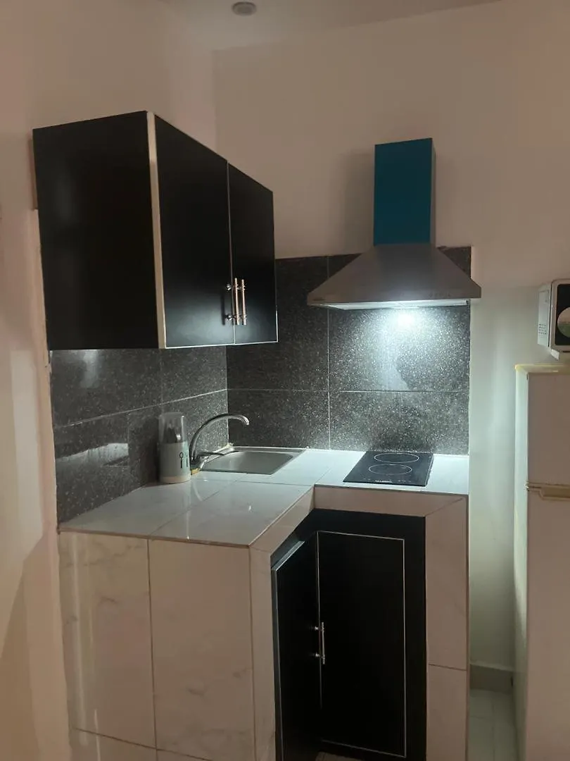 Les Residences Astou Et Ndiaga Dakar Aparthotel